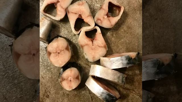 Скумбрия маринованная. Вкусно, быстро, просто. Рецепт под видео.