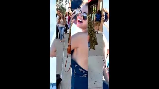 Selena Gomes sin brazier. Xd смотреть онлайн