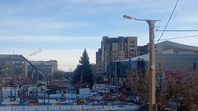 В Копейске установили новогоднюю елку 2022 смотреть онлайн