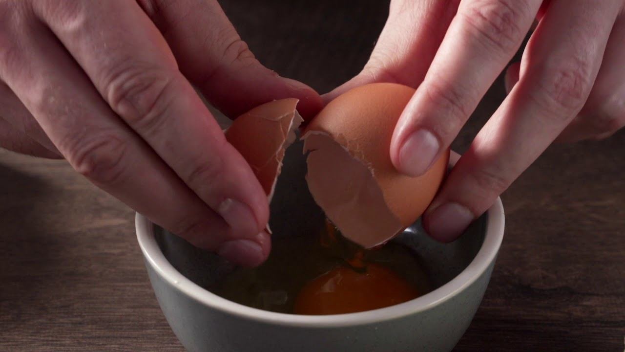 Три способа сварить яйцо пашот