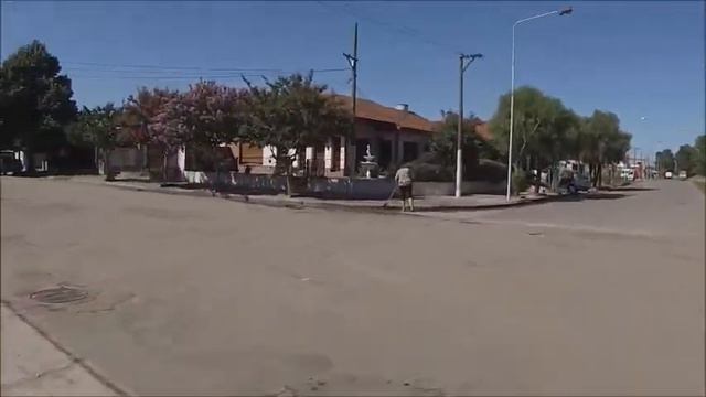 Gustavo Ivanoff - "Buen día Casbas" presenta: Recorriendo calle Carlos Gardel смотреть онлайн