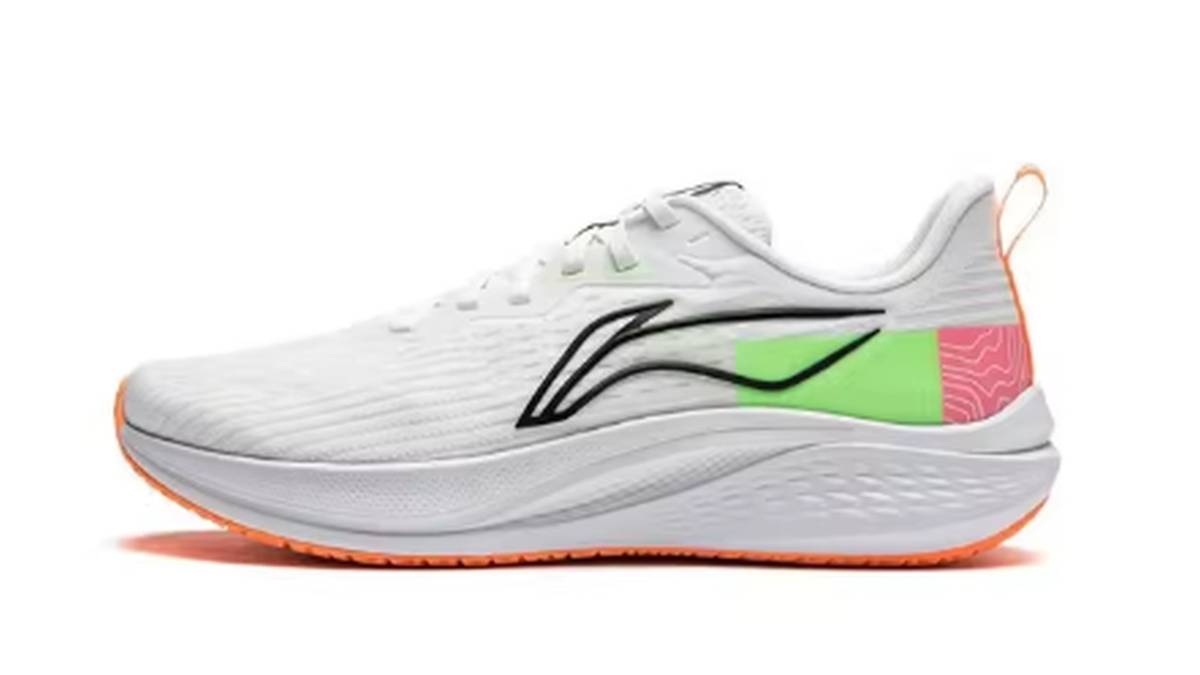 Спортивная модель Li Ning Red Hare 7 смотреть онлайн