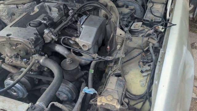 Дроссель и новая проводка двигателя на Mercedes-Benz W124 E220 смотреть онлайн