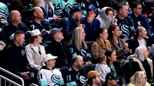 Road to the NHL Winter Classic Episode 1 смотреть онлайн