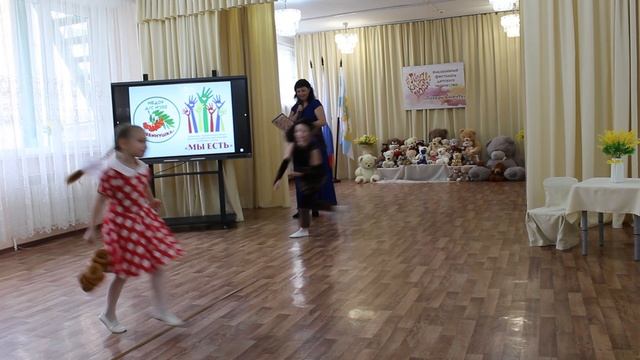 Фкестиваль, детский сад №100 "Рябинушка".Сказка "Цветик-семицветик" смотреть онлайн