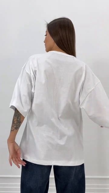 Оверсайз футболка BELUXSTAR заказать на OZON артикул 1402213857 #zaebalas #beluxstar #мода #стиль