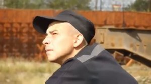 Парень красиво поёт ,зек читает реп очень красиво