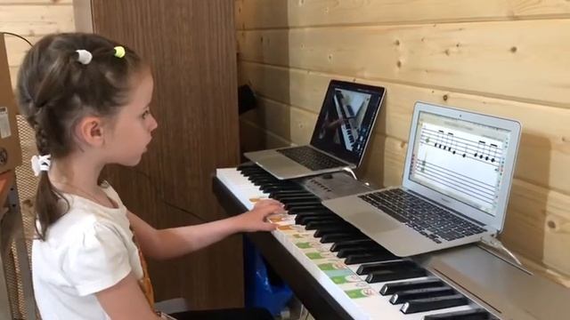 Liza. "Утята" левой рукой наизусть с сольфеджированием смотреть онлайн