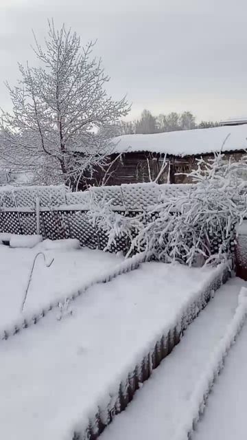 Зима не сдает позиции. Даже в апреле.