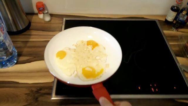 Повар, 80 уровень, глазунья приземлилась не вся. смотреть онлайн