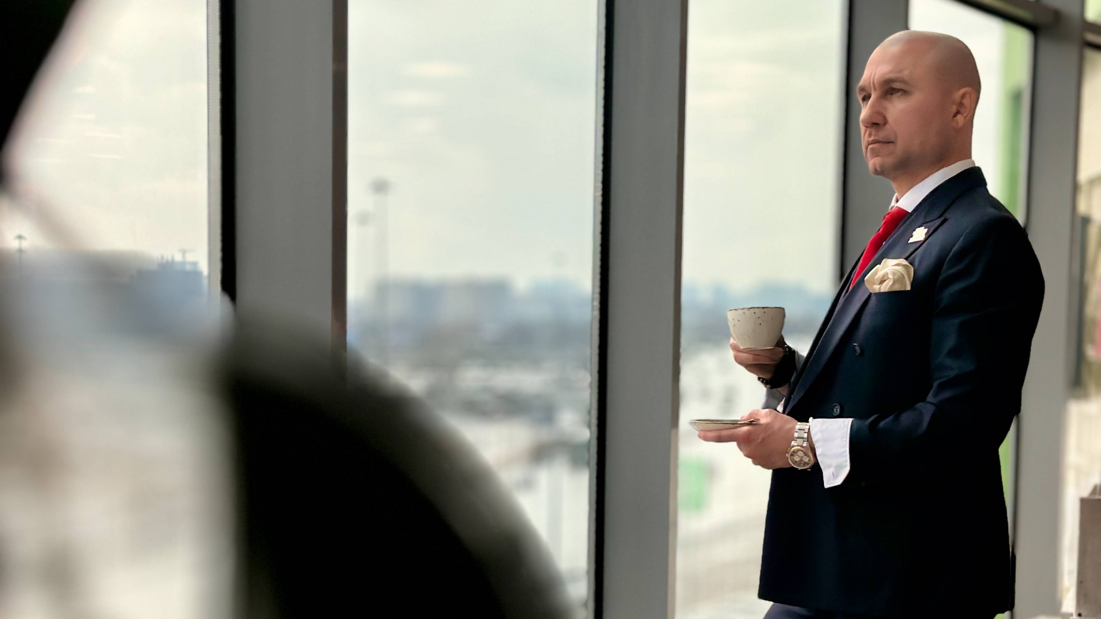 ПОЧЕМУ ЧЕЛОВЕК НЕ ЗАНИМАЕТСЯ СОБСТВЕННЫМ ДЕЛОМ?