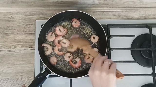 КАК ПРИГОТОВИТЬ ПАД ТАЙ С КРЕВЕТКАМИ? Вкусное тайское блюдо из рисовой лапши в домашних условиях смотреть онлайн