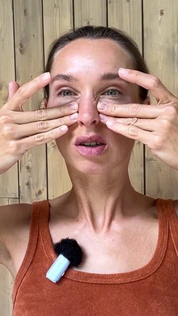 Как убрать носогубку за 1 минуту в день #носогубныескладки #упражнениядлялица #красота смотреть онлайн