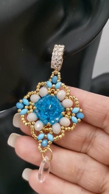 серьги с кристалами #бижутерия #бисер #бусы #подарок #колье #амулеты #кольцо #цепи #ручная #ободок смотреть онлайн