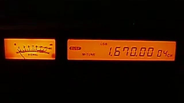 1.670 L.... Radio Rubi, Rafael Castillo, BA, Argentina ID 04:18-04:19 UTC 15.10.2013 смотреть онлайн