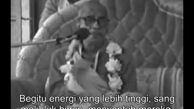 Prabhupada 0914 Materi Adalah Salah Satu Energi Kṛṣṇa, Yang Rohani Juga Adalah Energi Lain MilikNya смотреть онлайн