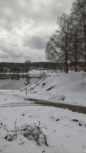 г. Тотьма тот же апрель смотреть онлайн