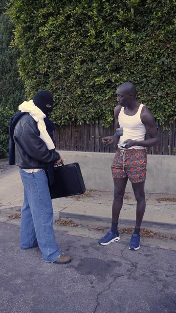 At least he left me the shoes. #learnfromkhaby #funny #commedy смотреть онлайн