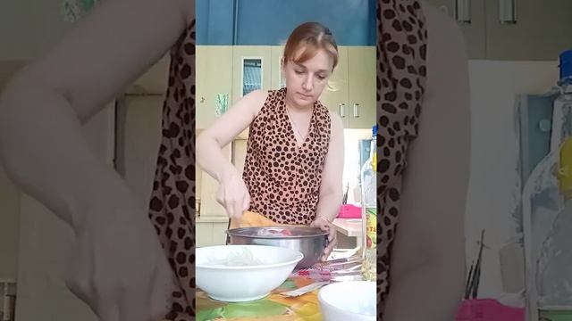 Cô gái Nga nói tiếng Việt .Làm Thịt Nướng Nga. смотреть онлайн