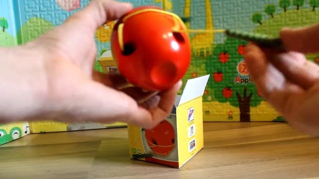 Apple with worm смотреть онлайн