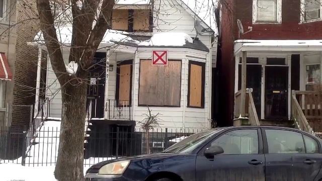 What's the X on vacant buildings in Chicago смотреть онлайн