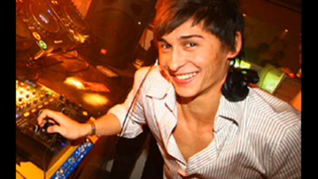 Sebastien Drums, Avicii - Even (Angger Dimas Remix) смотреть онлайн