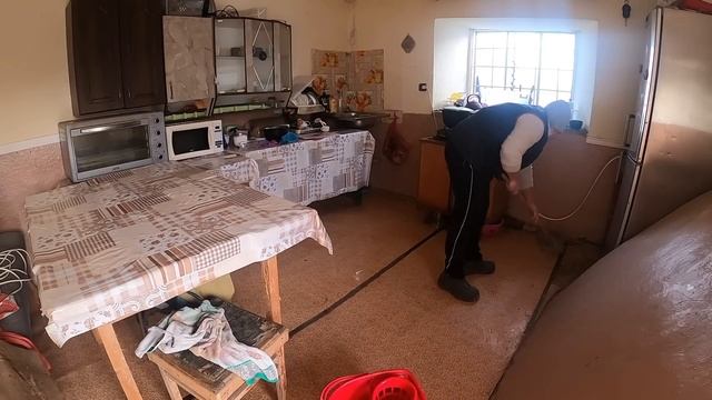 ГЕНЕРАЛЬНАЯ УБОРКА В ДОМЕ / ЖИЗНЬ В ДЕРЕВНЕ смотреть онлайн