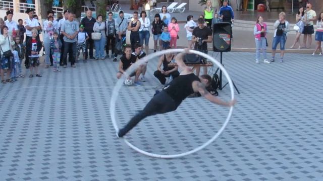 Выступление чемпиона на кольце смотреть онлайн