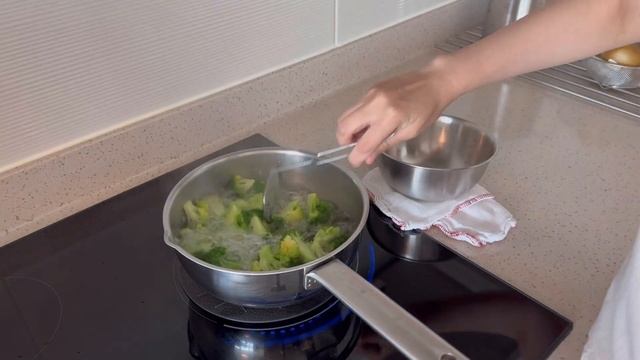 단정한살림🏠 든든한 밑반찬 만들기ㅣ오이지, 진미채볶음, 시금치나물, 멸치볶음 🍳ㅣ소량 오이지 담그기ㅣ찬밥으로 만드는 초간단 호박죽ㅣ혼밥ㅣ 집밥ㅣ요리 I 홈메이드 아이스크림 смотреть онлайн