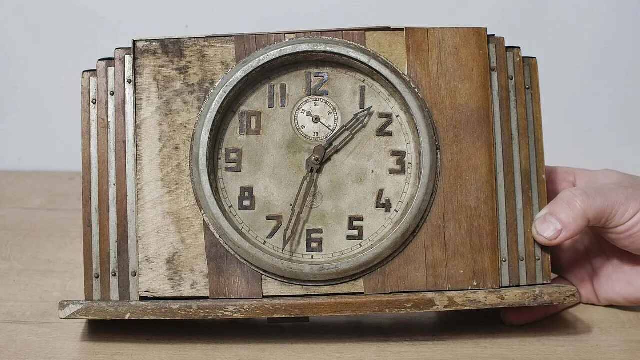 Реставрация старинных деревянных часов ˝Владимир˝ 1948 года. Реставрация часов «Мантел». смотреть онлайн