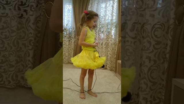Лучшая Певица - 4 года смотреть онлайн