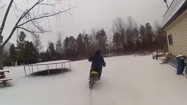 My New 2003 DRZ 125 Walk around and snow ride смотреть онлайн