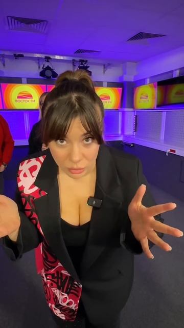 Mary Gu, Наиля Шахова и Гарик Авакян поделились непопулярным мнением о браке! #ВостокFM #MaryGu смотреть онлайн