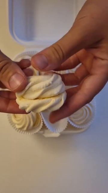 Зефир "Маракуйя", моя новая любовь. Идеальная кислинка. 100👍 лайков под видео и выставлю рецепт ♥️ смотреть онлайн