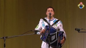 "ЖИВЁТ, ЖИВЁТ В ЭТОМ ДОМЕ ГАЛИНА" поёт Виктор Холин