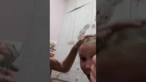 Играем в игру красная дверь желтая дверь