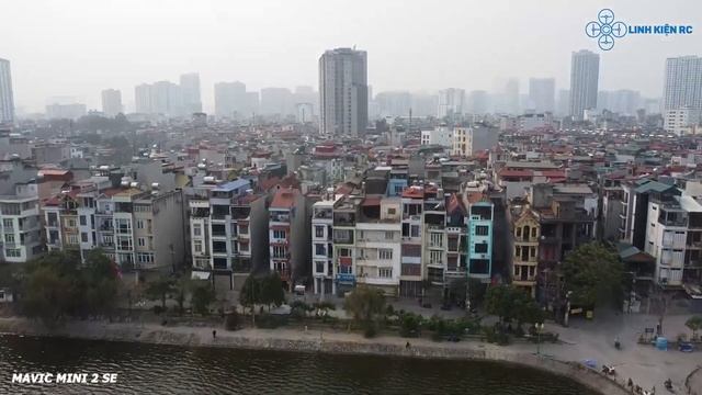 Review Chi Tiết Camera Flycam Mini 2 SE | So Sánh VS Mini 2 смотреть онлайн
