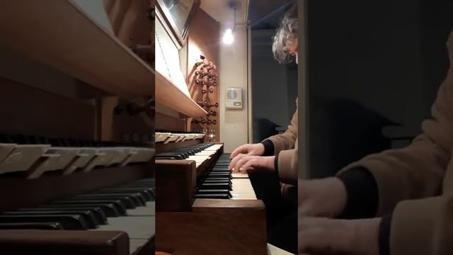 Improvisation sortie de Messe façon Carillon смотреть онлайн