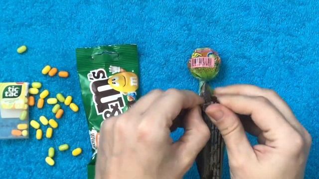 Satisfying Video I Unpack M&M's and Tic Tac Chupa Chups Protein Bar ASMR смотреть онлайн