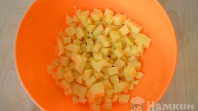 Puff pastry chicken coops with potatoes and chicken смотреть онлайн