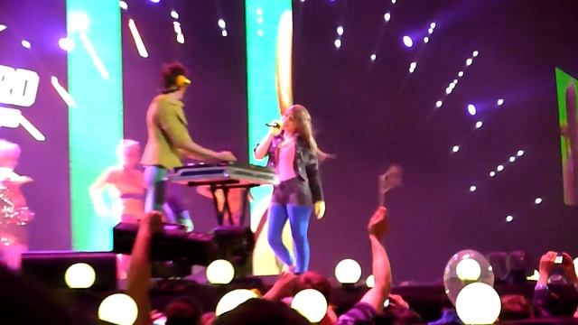 Акула. СупердискотЭка 90-х, Олимпийский 9 марта 2012 г. смотреть онлайн