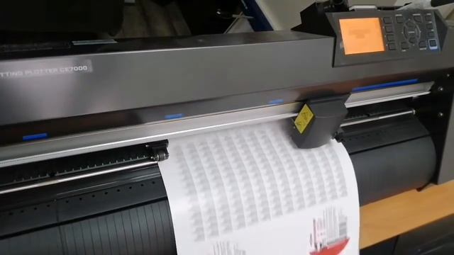 Graphtec CE7000-60, Скорость считывания меток и максимальная скорость резки. смотреть онлайн