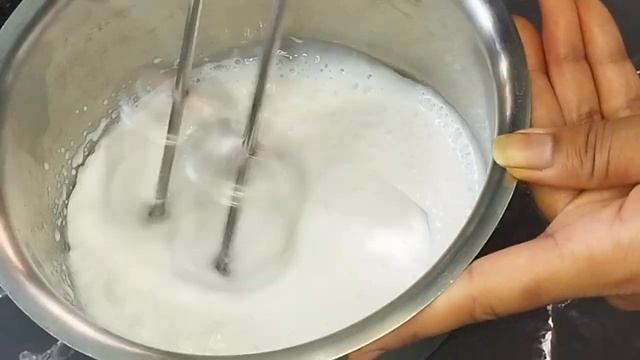 मैंगो आइस क्रीम बनाएँ घर पर | Simple mango ice cream recipe | How to do Mango ice cream смотреть онлайн