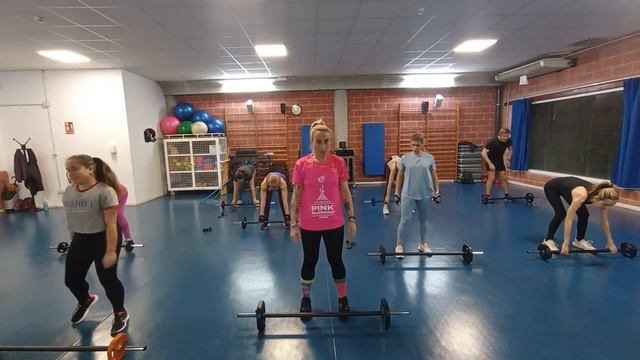 Clase de Gap, Zuprima In Love/equipo #gap #tabata #polideportivo #entrenando #diversion смотреть онлайн