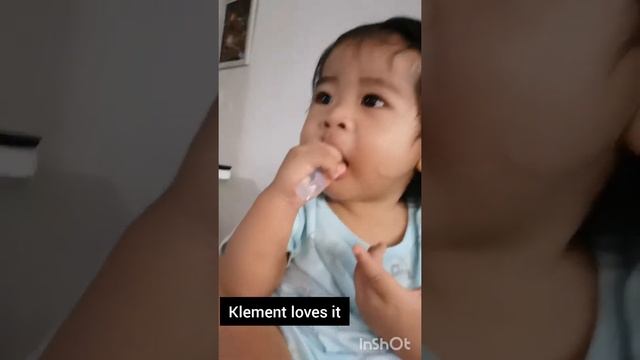 Toothbrush for babies meron pala... #chewbrush #tinybuds #xylogel #toothbrushing смотреть онлайн
