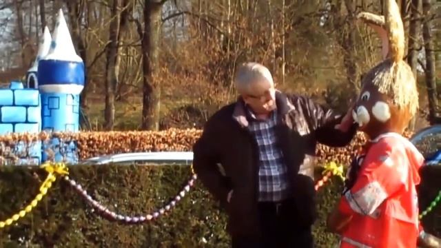 Ersteaprilscherz - Fütterung des Osterhasen. (подкормка пасхального зайца) смотреть онлайн