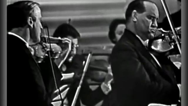 Ойстрах ∙ Менухин • Бах двойной скрипичный концерт ∙ Пьер Капдевьель Оркестр ORTF смотреть онлайн