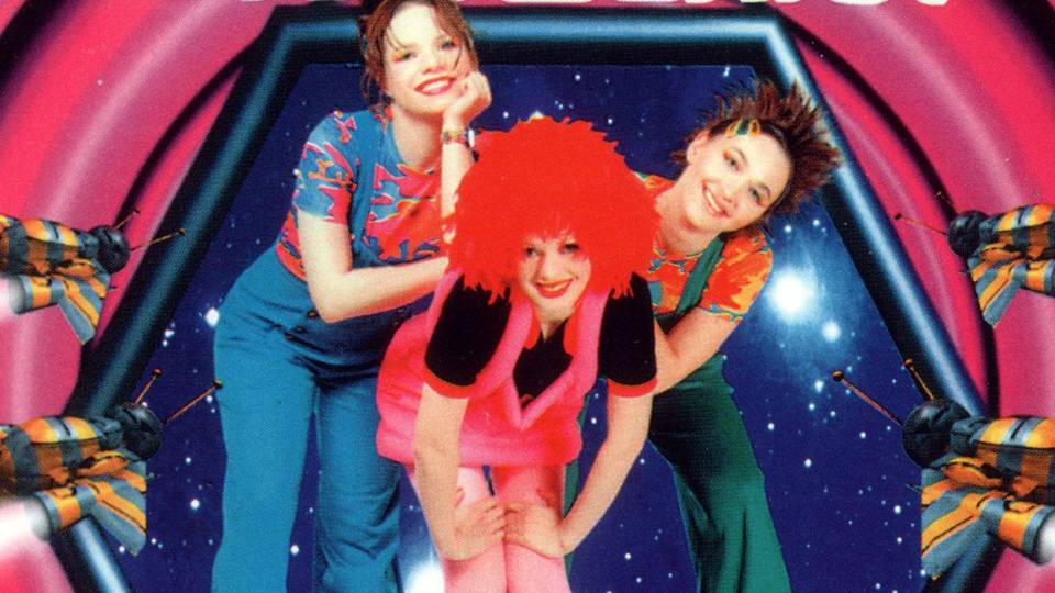 Песни 2000-х, которые мы ЛЮБИЛИ… а теперь СТЫДИМСЯ смотреть онлайн