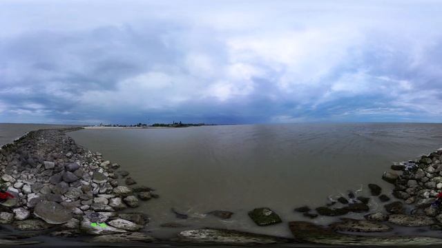 Ейск. Дельфины на Ейской косе 🐬 смотреть онлайн