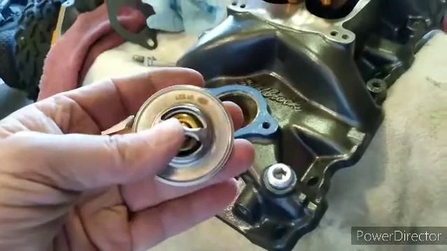 Wrapping up assembly of our sbc 350 for our 71 GMC. смотреть онлайн